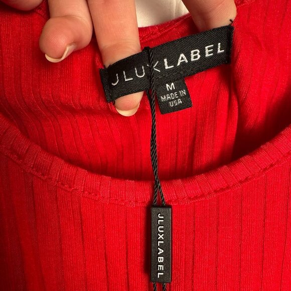 Jlux Label NWT red ribbed sleeveless crop tank size medium K40 - Picture 3 of 5